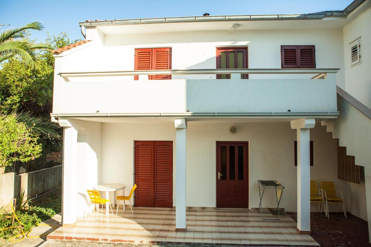 Apartments Alma Novalja Luaran gambar