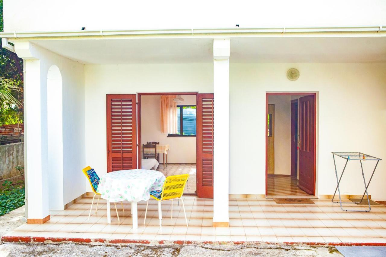 Apartments Alma Novalja Luaran gambar